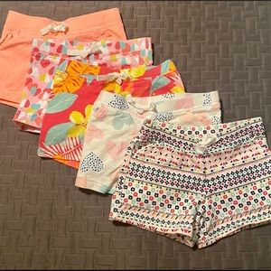 Carter’s toddler girl, size 2T shorts